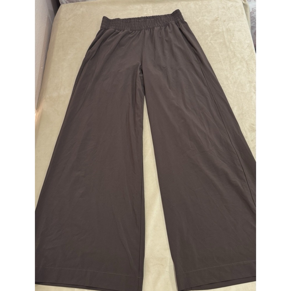 VUORI Women's Size Medium Villa Wideleg Pant Brown/Java #VW4047